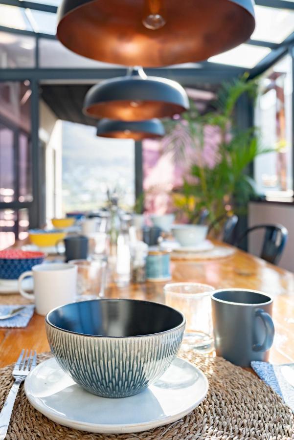 Hout & About Guest House Хаут-Бей Экстерьер фото